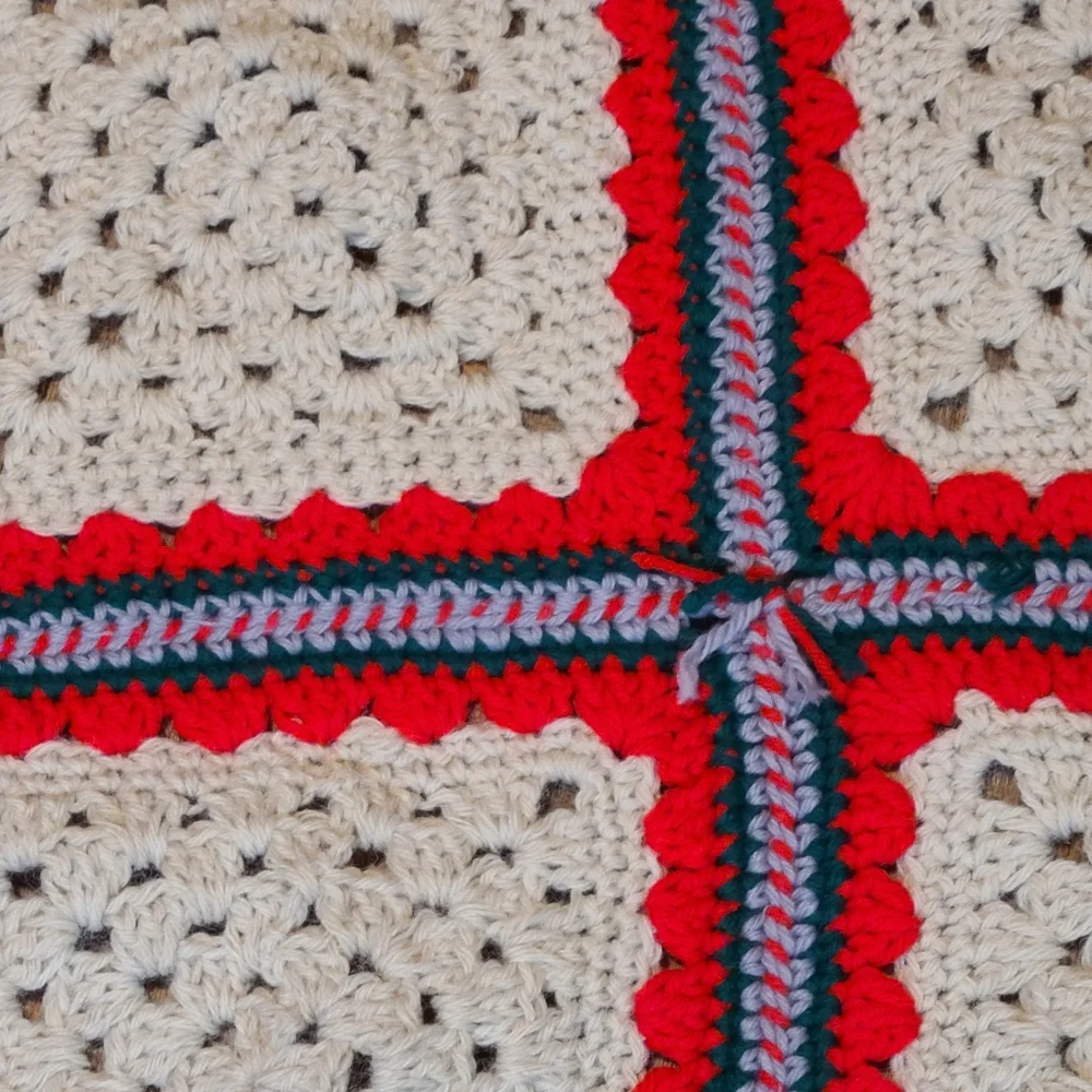 Granny SquareCrochet Throw red green and cream colors 10